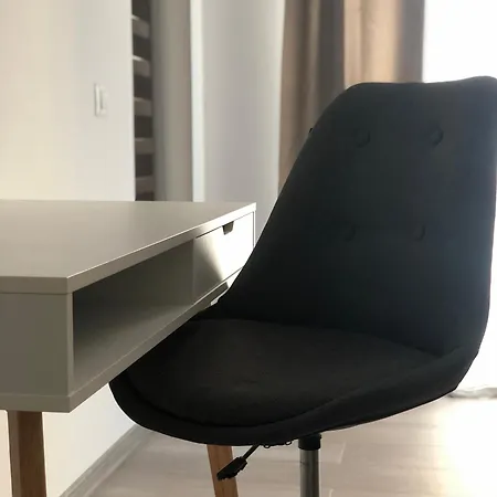 Refined Haven At Exigent Plaza - 08 Апартаменты *