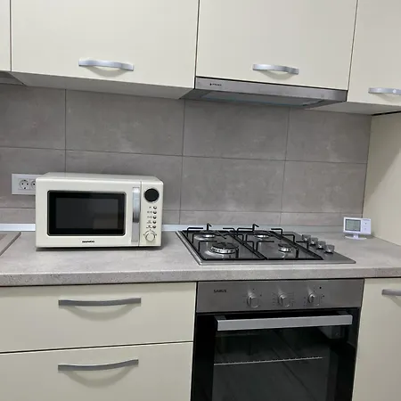 Refined Haven At Exigent Plaza - 08 Апартаменты Бухарест