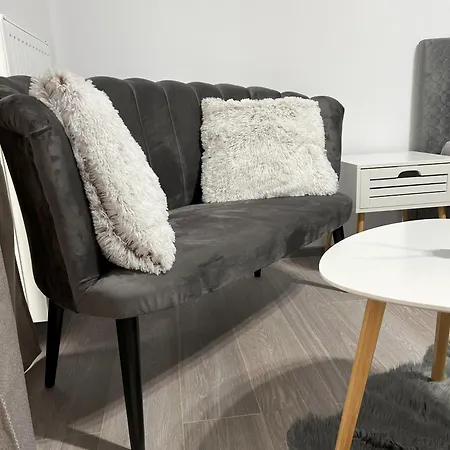 Refined Haven At Exigent Plaza - 08 Бухарест