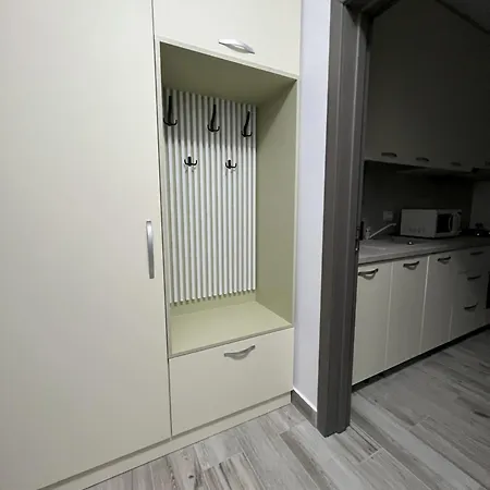 Refined Haven At Exigent Plaza - 08 Apartment Bucharest