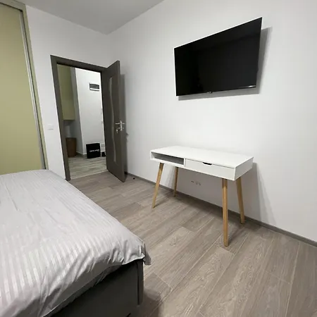 Refined Haven At Exigent Plaza - 08 * Bucharest