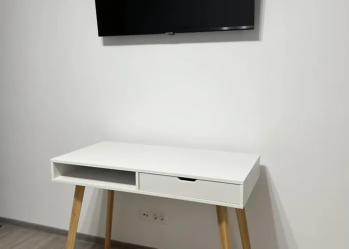 Refined Haven At Exigent Plaza - 08 Bukurešť