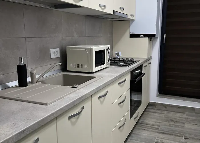 Apartament Refined Haven At Exigent Plaza - 08 *